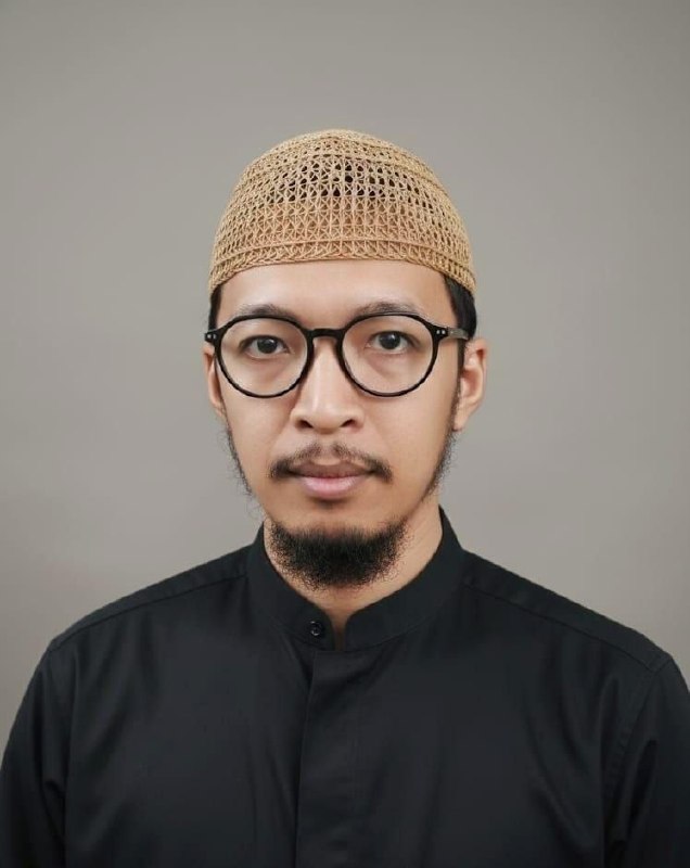 dr. Putro S. Muhammad, MH, CIHL - Direktur IHSC