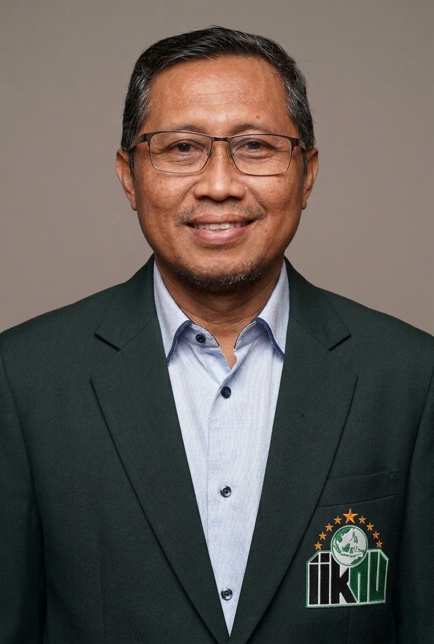 Dr. H. Miftahul Munir, SKM., M.Kes., DIE - Rektor IIK NU Tuban